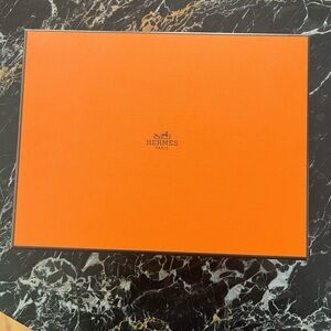 Hermès Orange Box